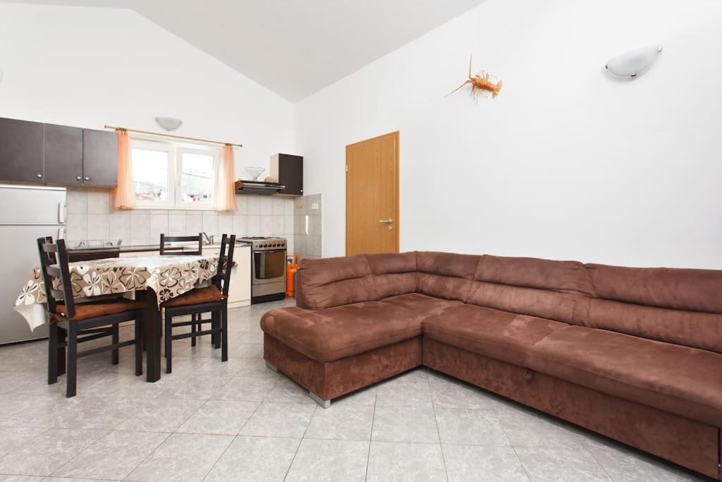 Apartments Mani Trogir Kültér fotó