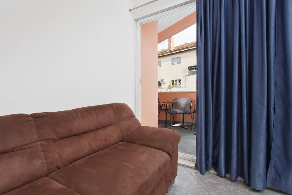 Apartments Mani Trogir Kültér fotó